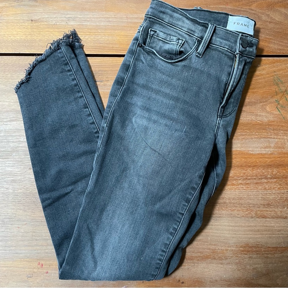 FRAME DENIM Le Skinny De Jeanne